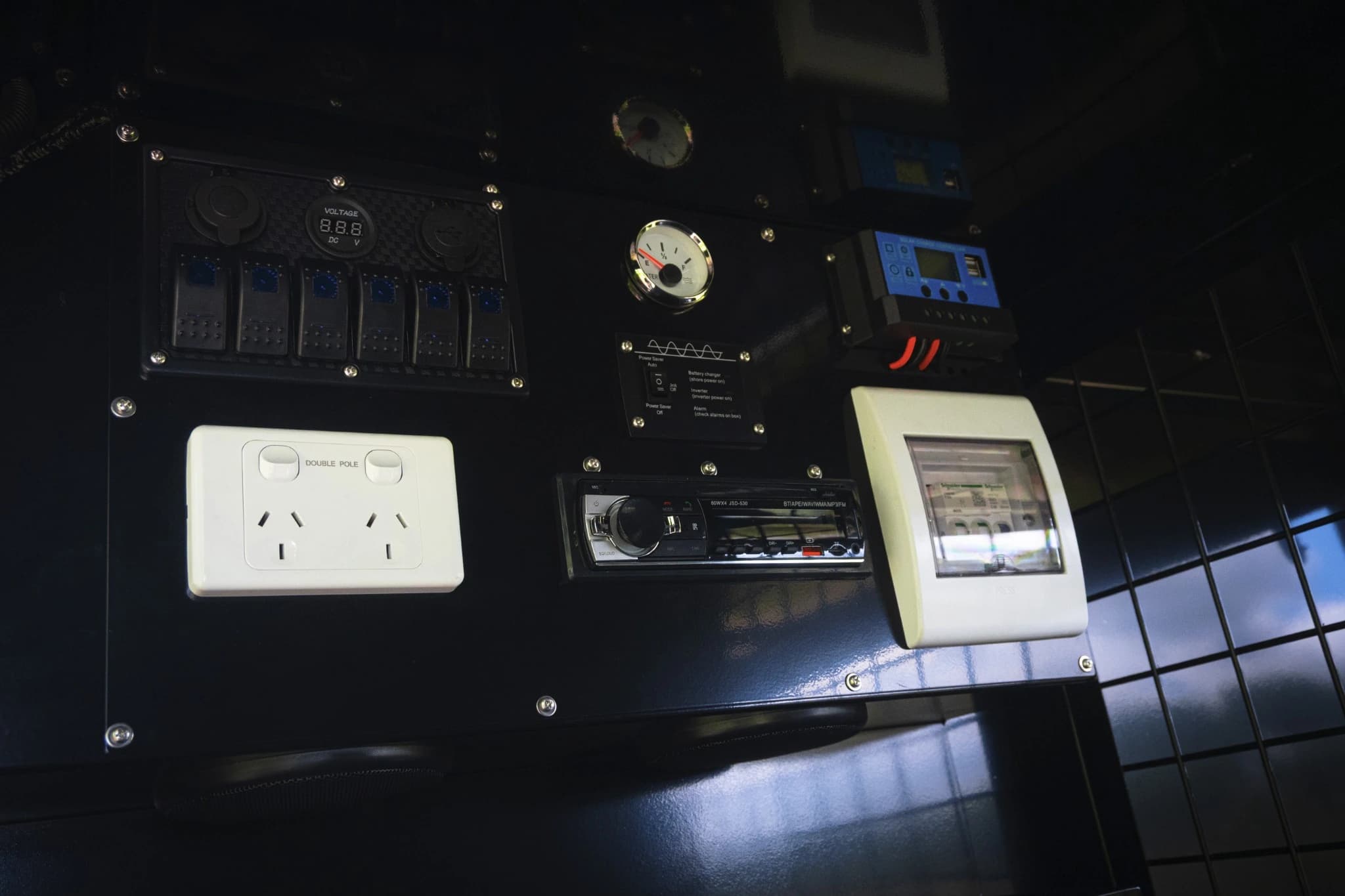 Metro Tradesman - View 2